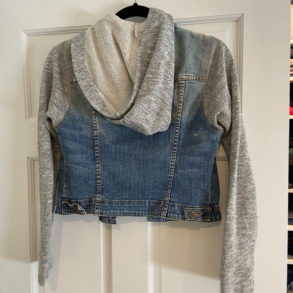 JET BY JOHN ESHAYA Sweatshirt Jean Jacket - Picture 3 of 5